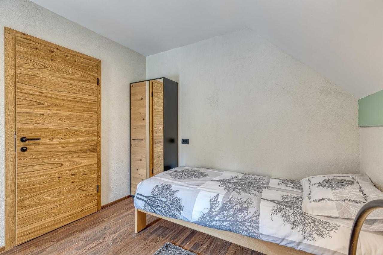 Resort Stari Malni, Osilnica - Vacation Houses Stari Malni المظهر الخارجي الصورة