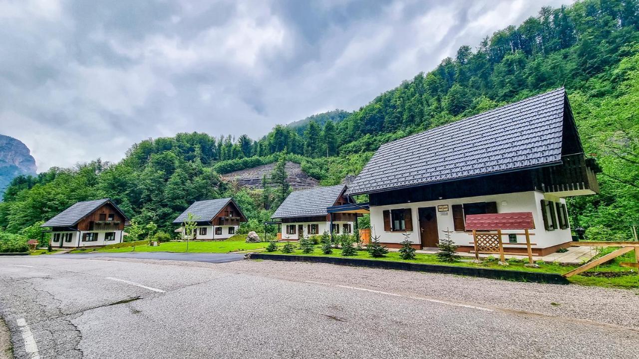 Resort Stari Malni, Osilnica - Vacation Houses Stari Malni المظهر الخارجي الصورة
