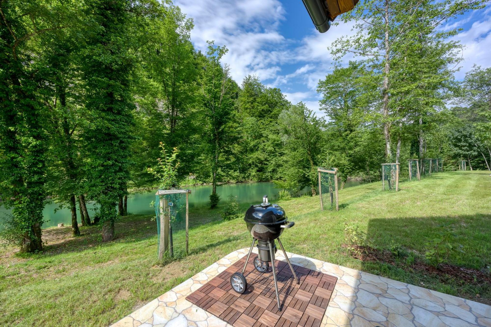 Resort Stari Malni, Osilnica - Vacation Houses Stari Malni المظهر الخارجي الصورة