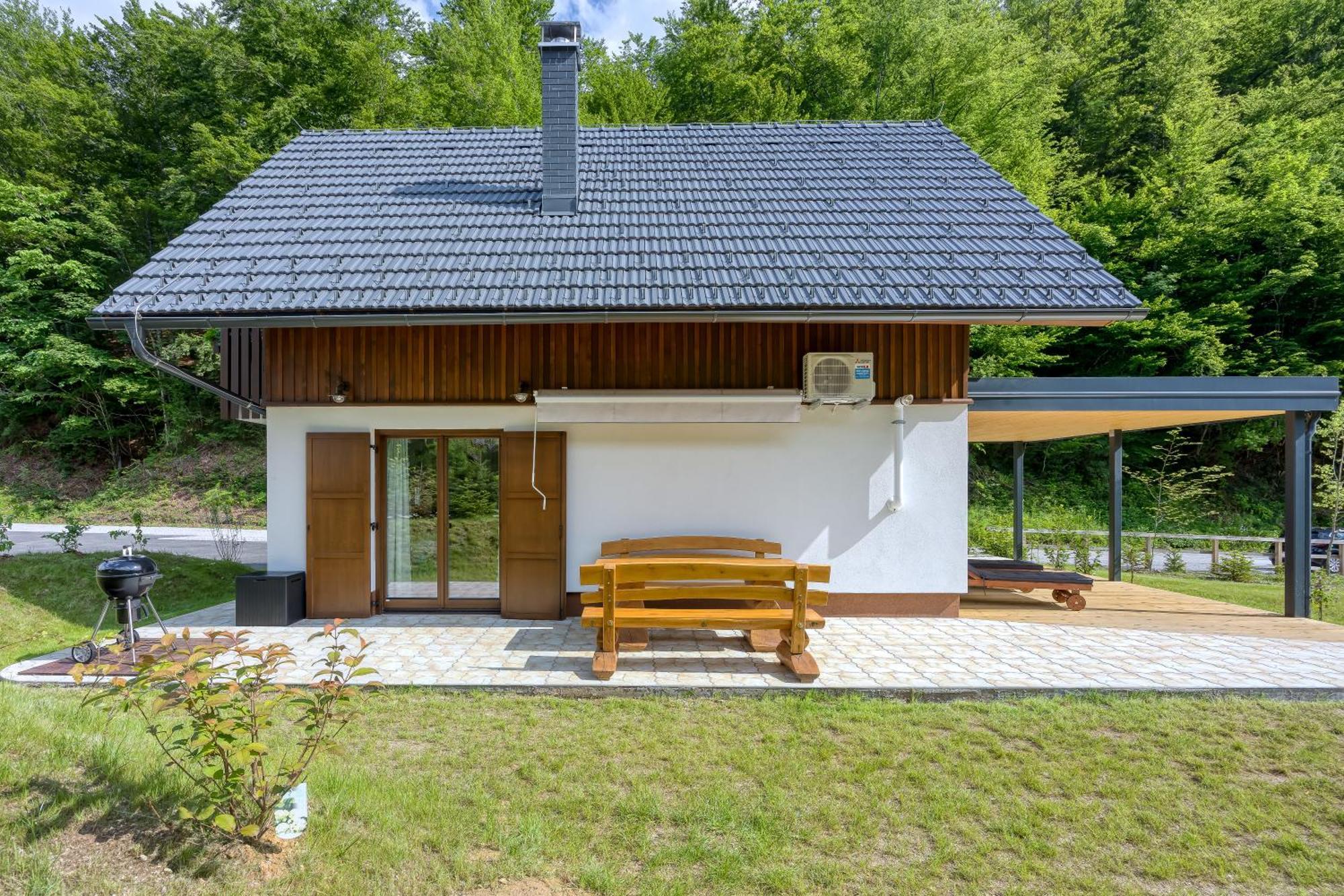 Resort Stari Malni, Osilnica - Vacation Houses Stari Malni الغرفة الصورة